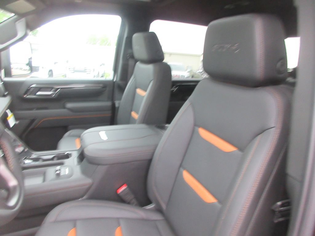 New 2026 GMC Sierra 2500 AT4 w/ AT4 Premium Plus Package AWD/4WD image 14