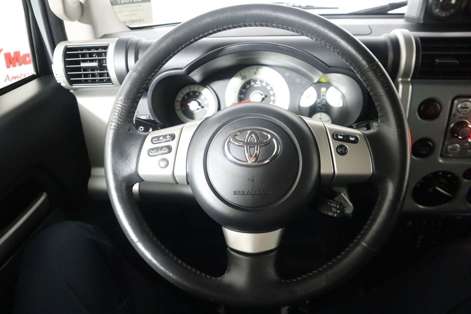 Used 2014 Toyota FJ Cruiser 4WD w/ Upgrade Package image 16