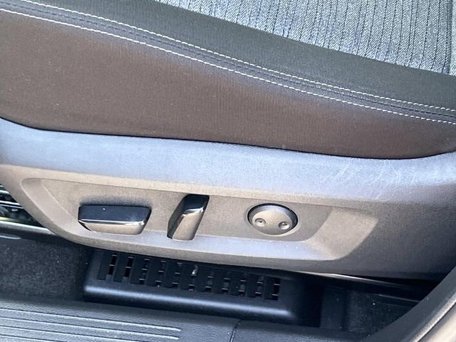 Used 2023 Nissan Rogue SV AWD/4WD image 16