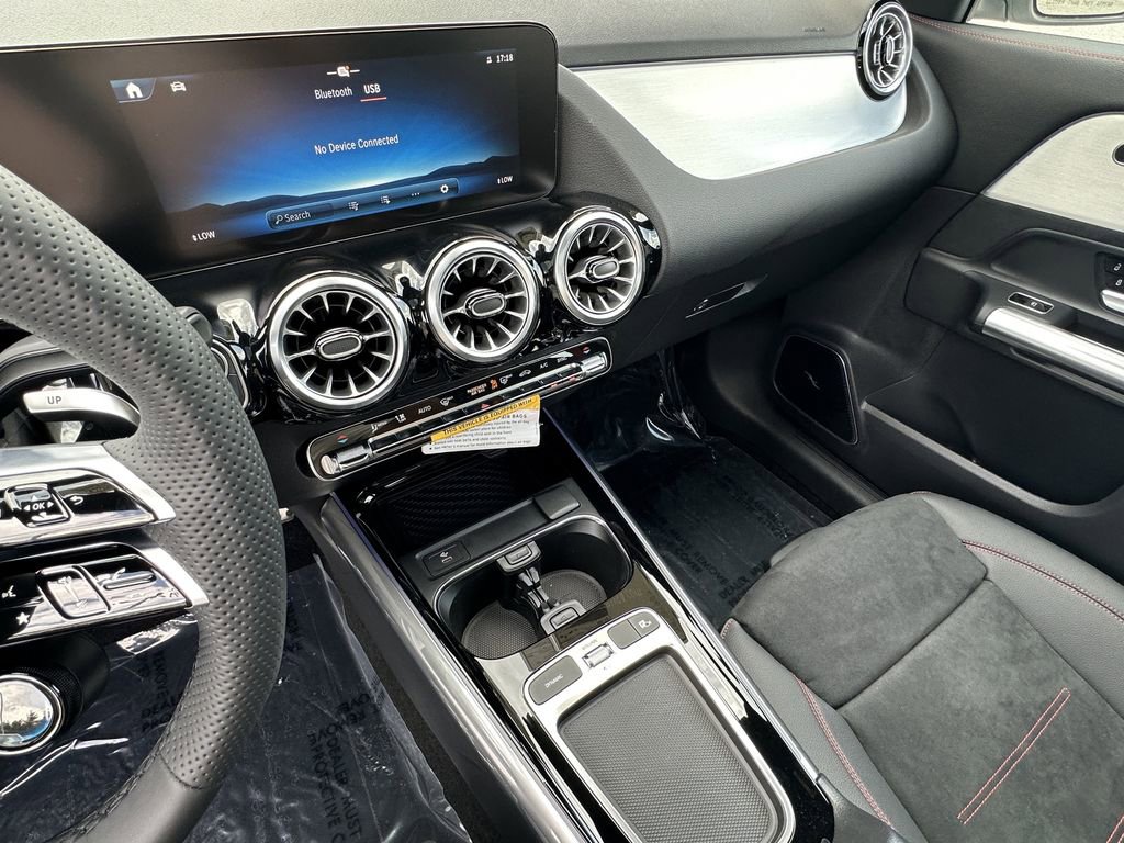 New 2026 Mercedes-Benz GLA 35 AMG 4MATIC image 31