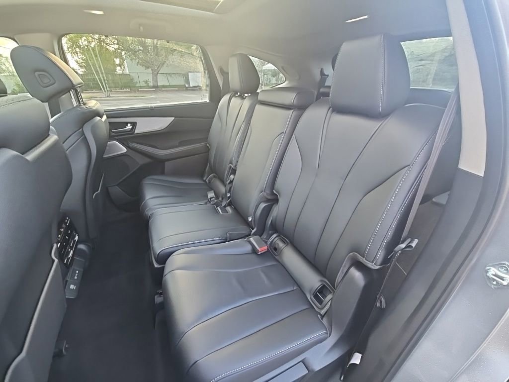 Certified 2025 Acura MDX w/ Technology Package image 19