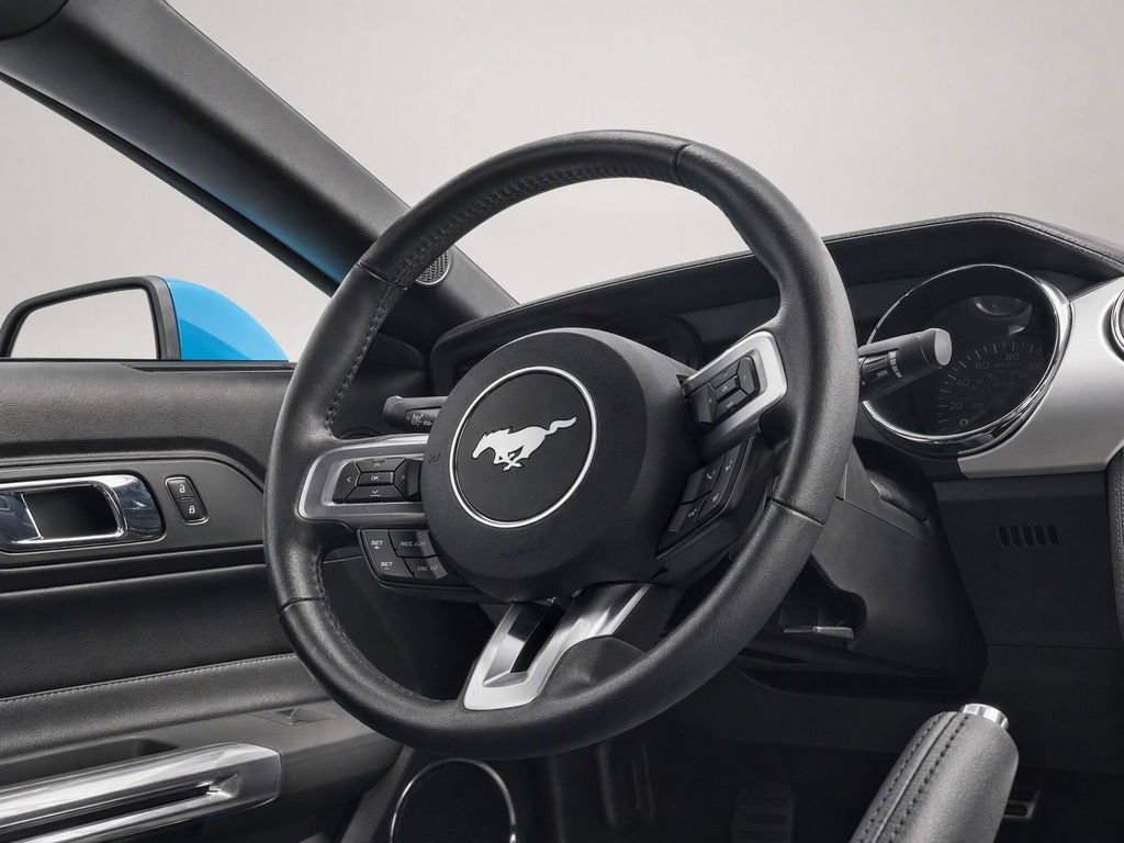 Used 2017 Ford Mustang GT Premium RWD image 19