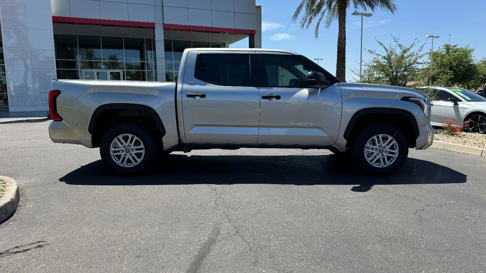 New 2026 Toyota Tundra SR5 image 6