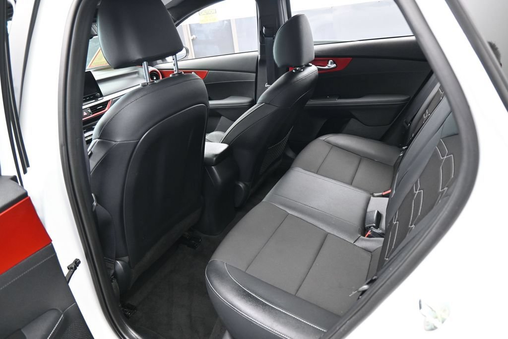 Used 2024 Kia Forte GT-Line FWD image 34