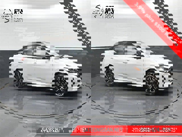 New 2025 Nissan Sentra SR