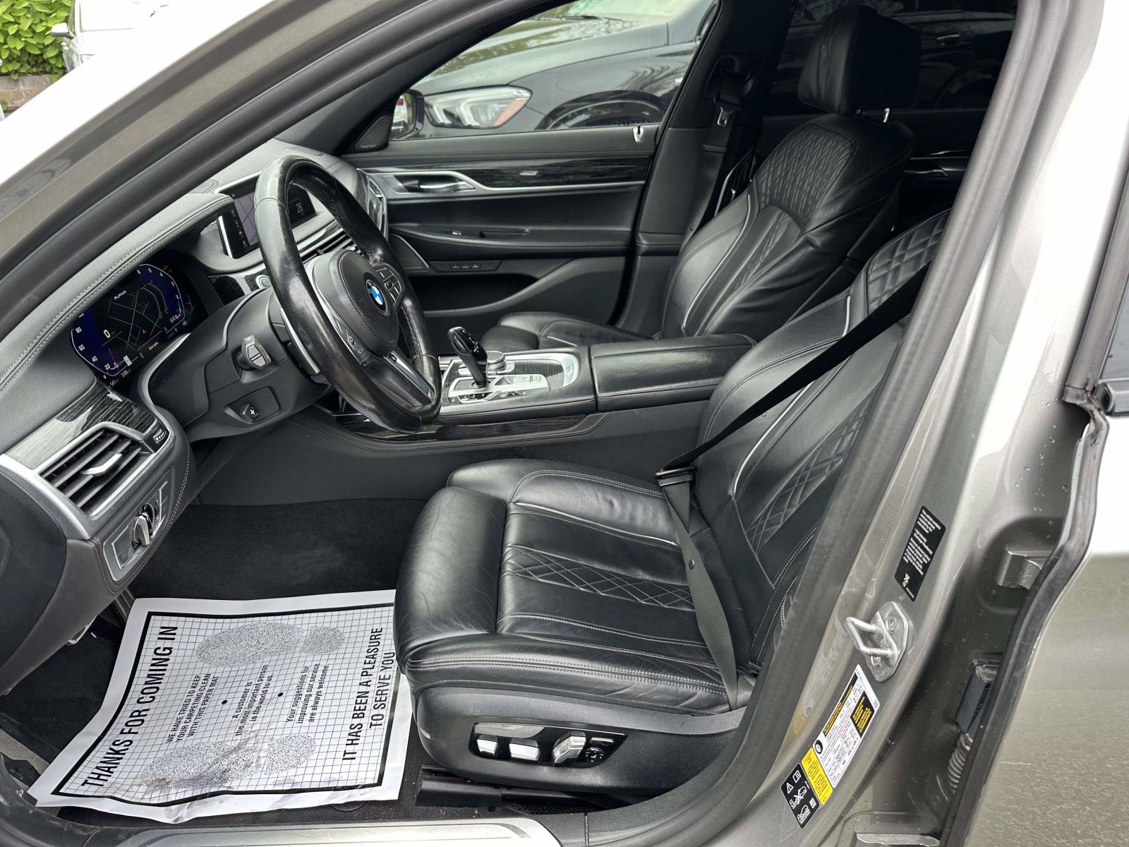 Used 2022 BMW 750Li xDrive AWD/4WD image 13