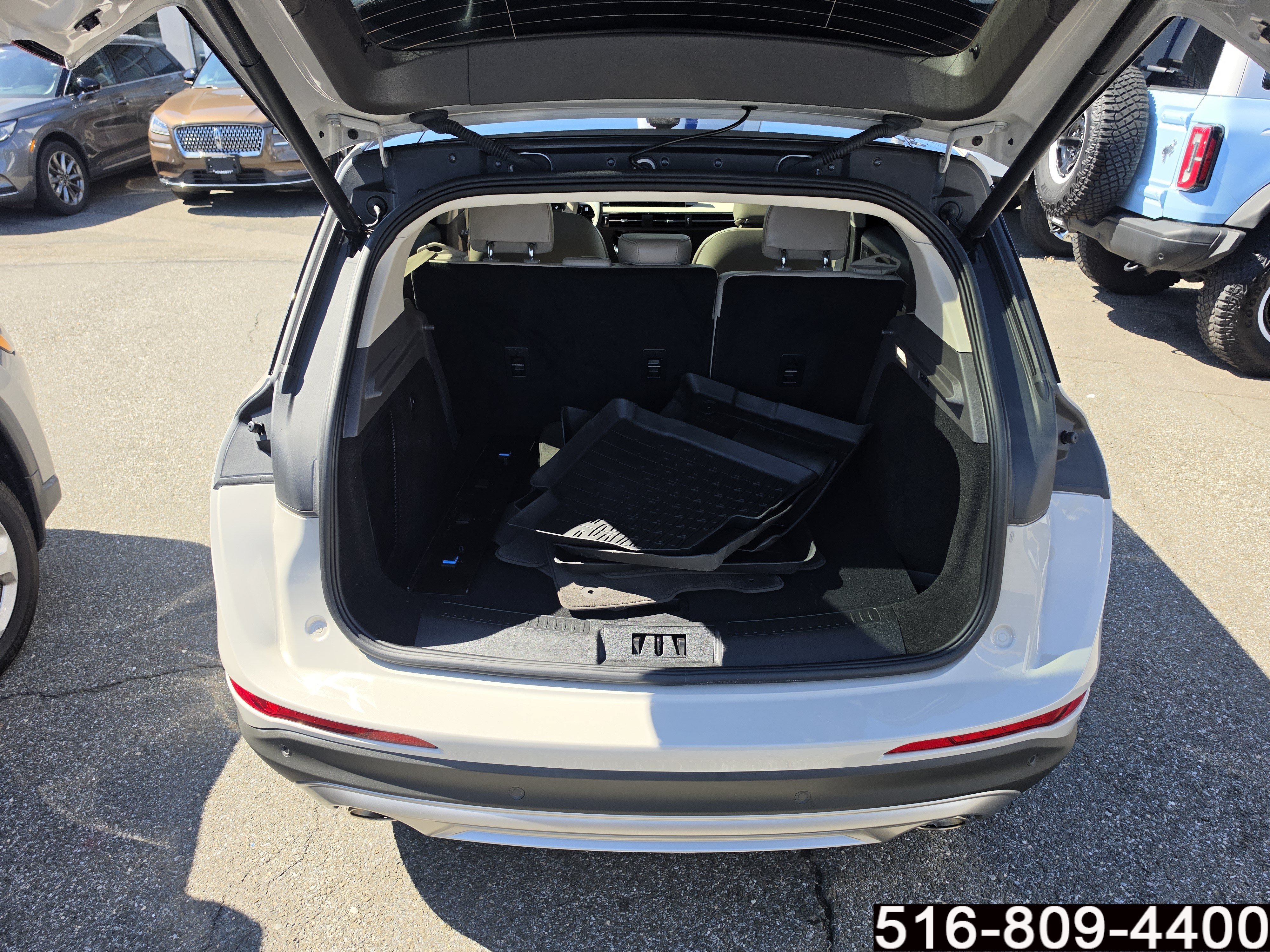 Used 2023 Lincoln Corsair AWD w/ Equipment Group 101A image 22