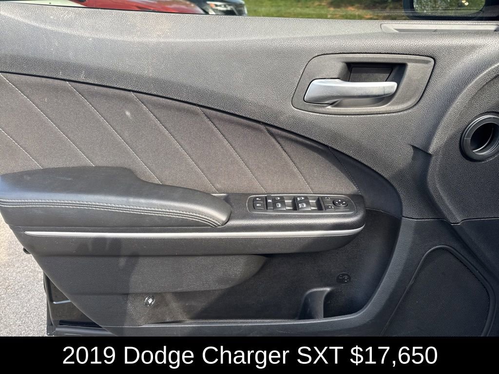 Used 2019 Dodge Charger SXT w/ Cold Weather Package AWD/4WD image 11