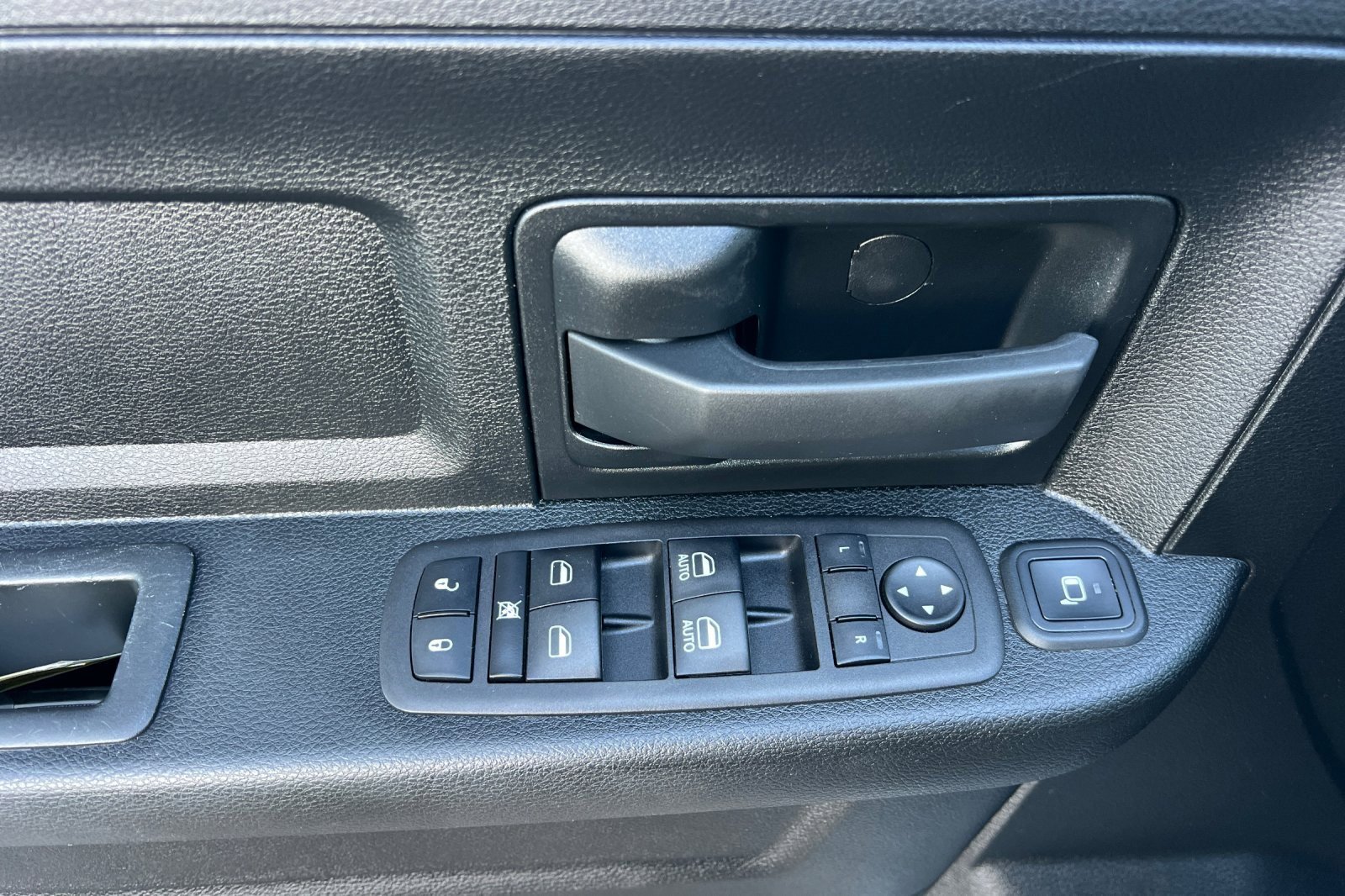 Used 2023 RAM 2500 Tradesman image 11