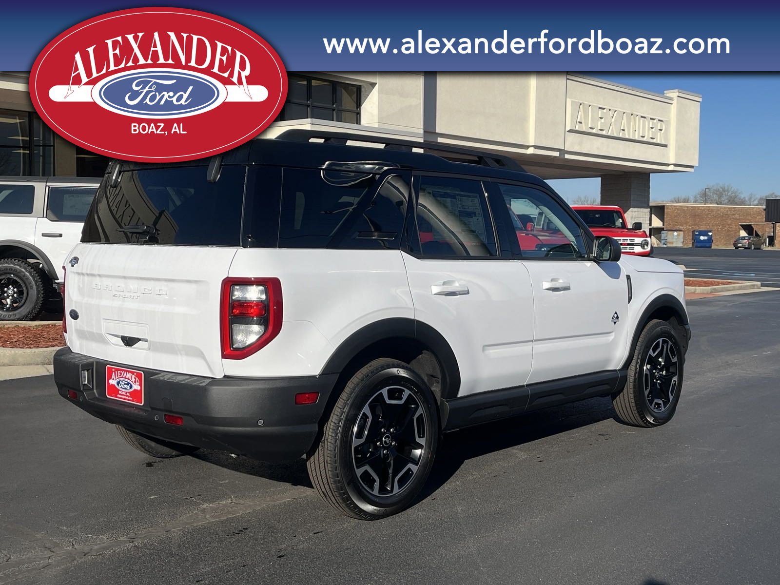 New 2024 Ford Bronco Sport Outer Banks w/ Tech Package image 4
