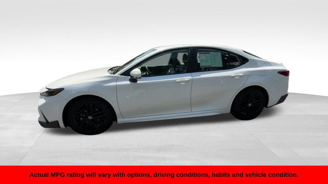 Used 2026 Toyota Camry SE w/ Convenience Package FWD image 12