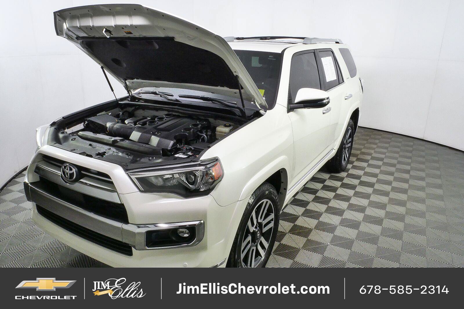 Used 2021 Toyota 4Runner Limited AWD/4WD image 28