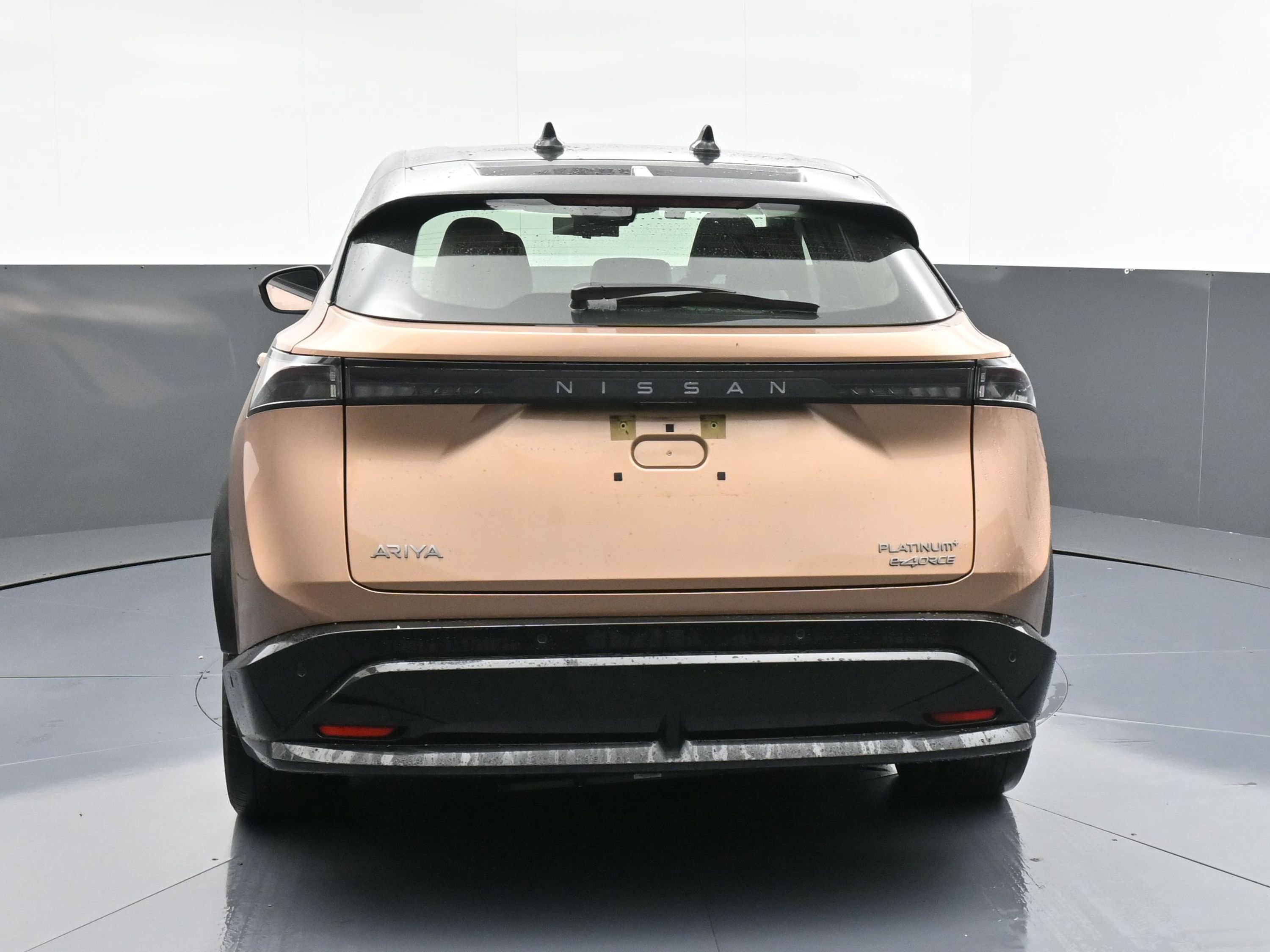 Used 2023 Nissan Ariya image 7