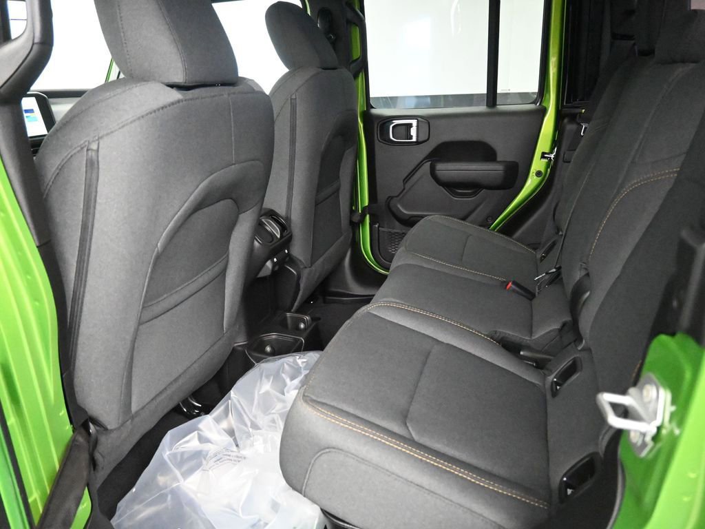 New 2026 Jeep Gladiator Sport image 17