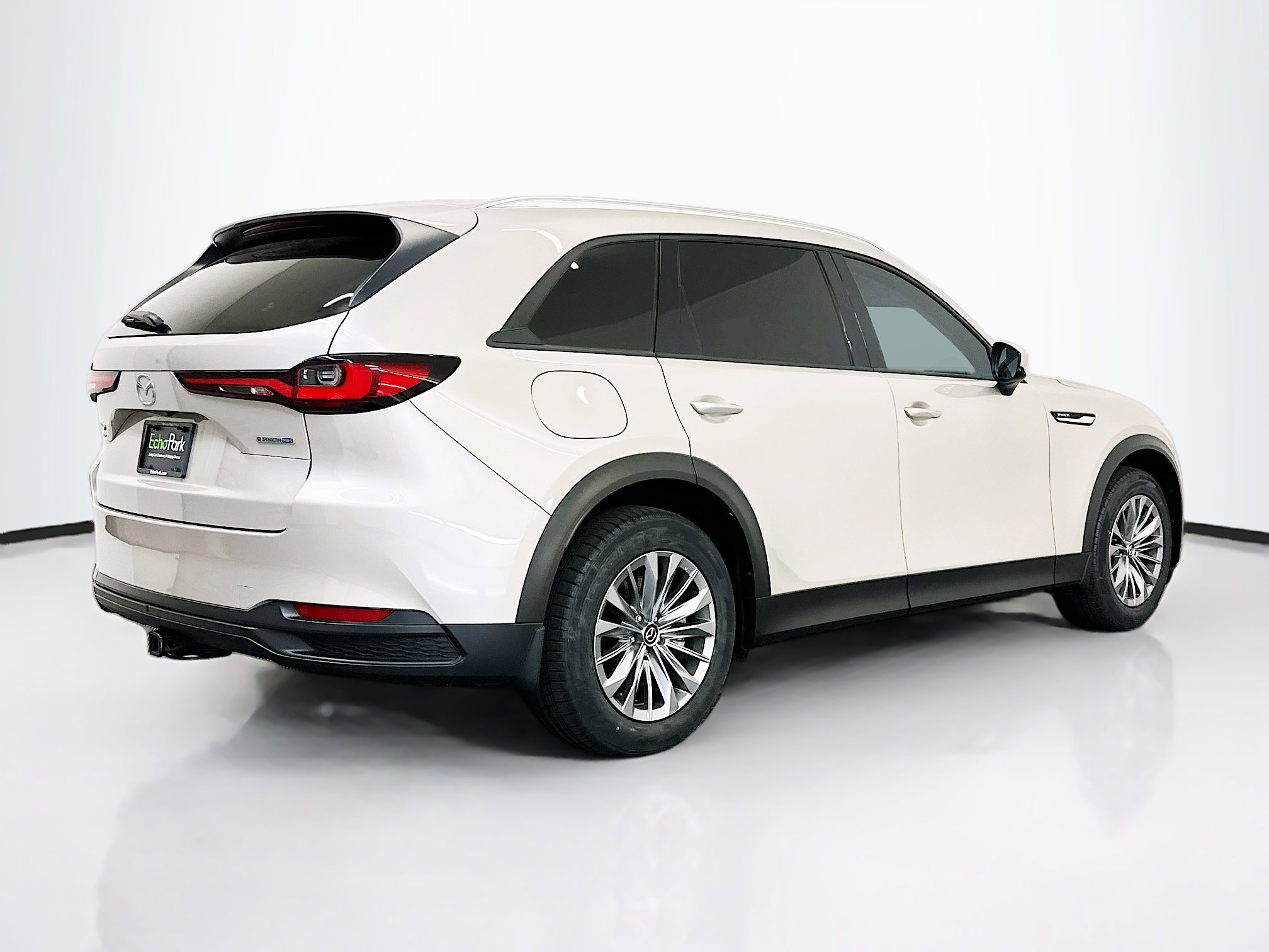 Used 2024 MAZDA CX-90 Plug-In Hybrid w/ Preferred image 9