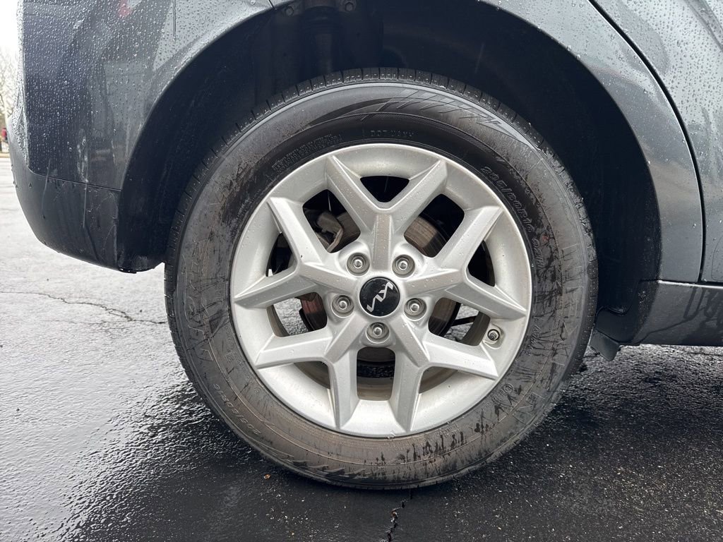 Used 2024 Kia Soul LX w/ Option Group 015 image 48