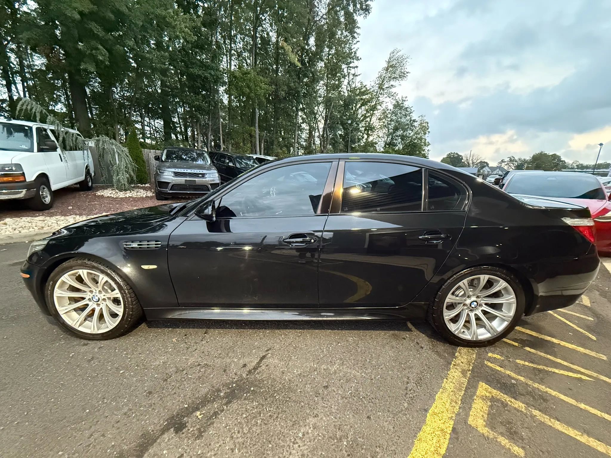 Used 2010 BMW M5 image 3