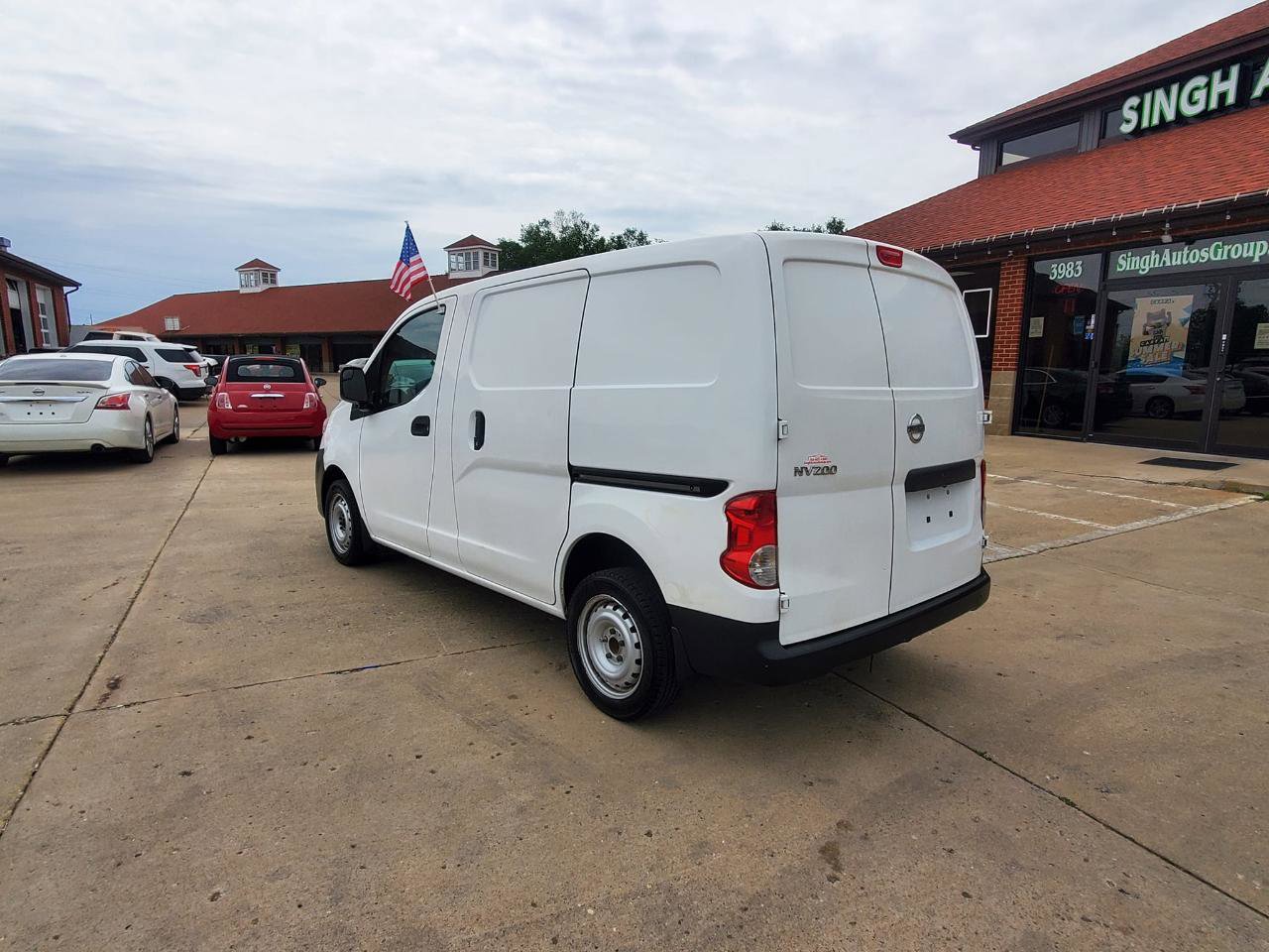 Used 2017 Nissan NV200 S w/ Cruise Control Package image 6