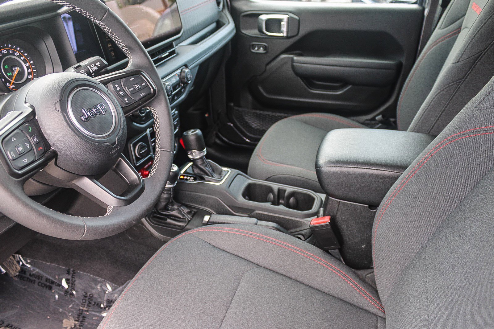 Used 2025 Jeep Wrangler Unlimited Rubicon image 18