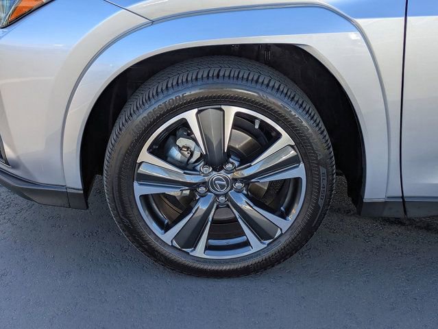 Used 2024 Lexus UX 250h FWD w/ Premium Package image 9