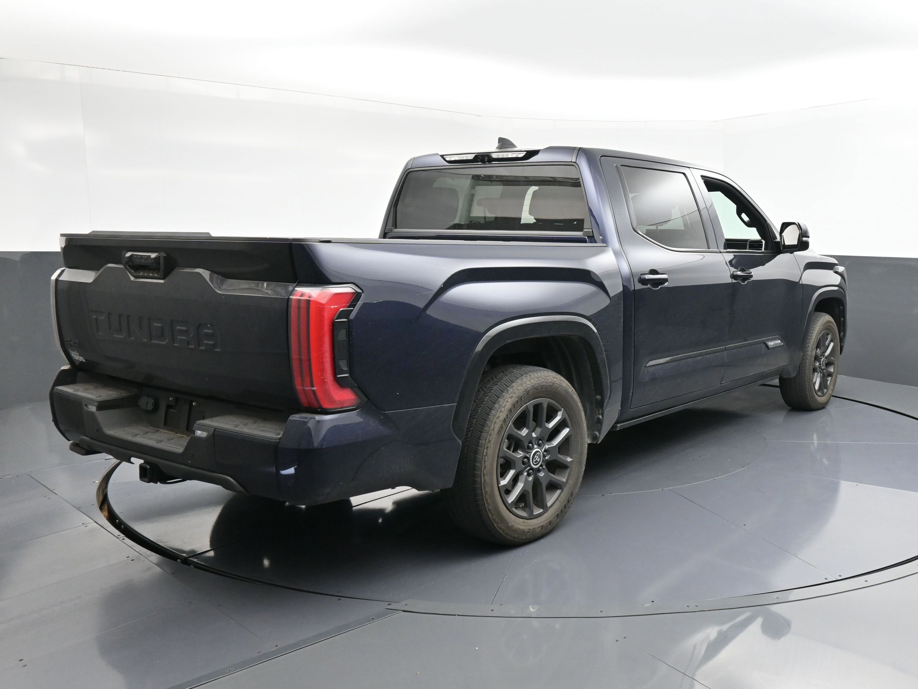 Used 2024 Toyota Tundra Platinum image 8