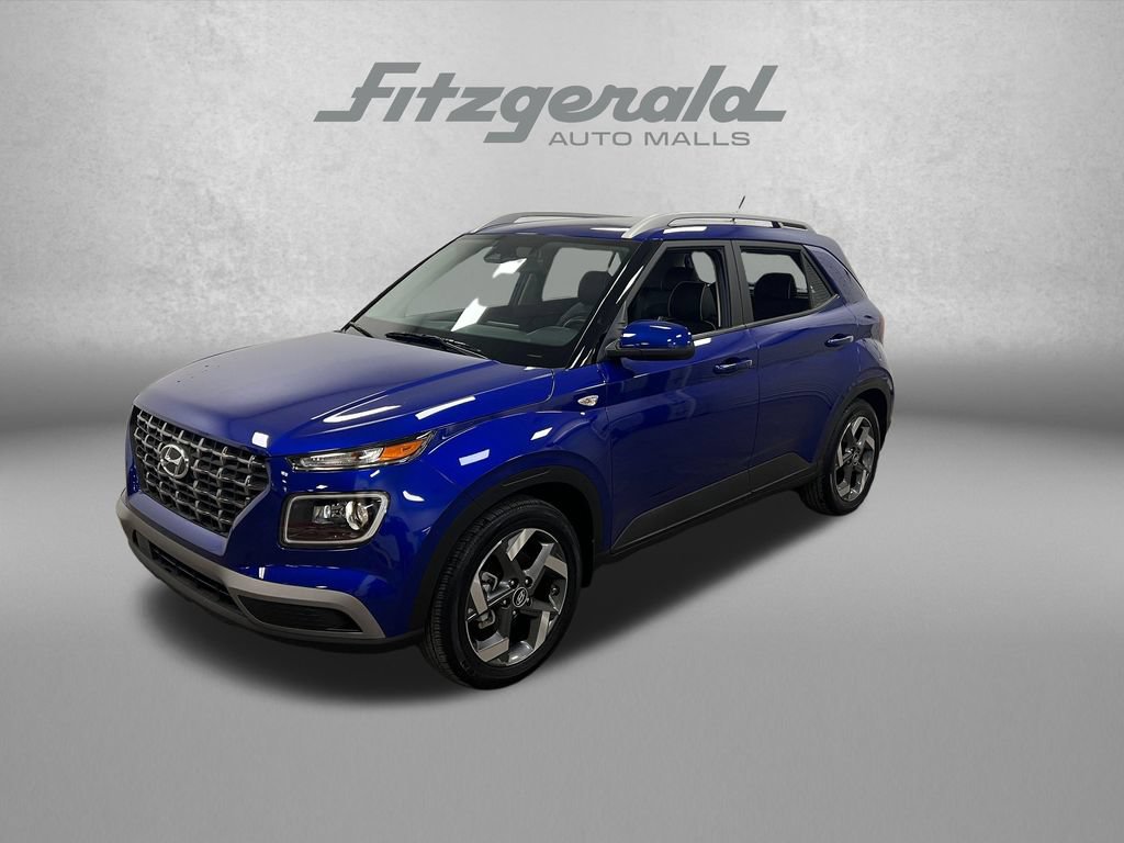 Used 2025 Hyundai Venue Limited FWD 360° Tour