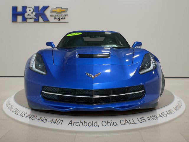 Used 2019 Chevrolet Corvette Stingray Coupe w/ 1LT RWD image 2