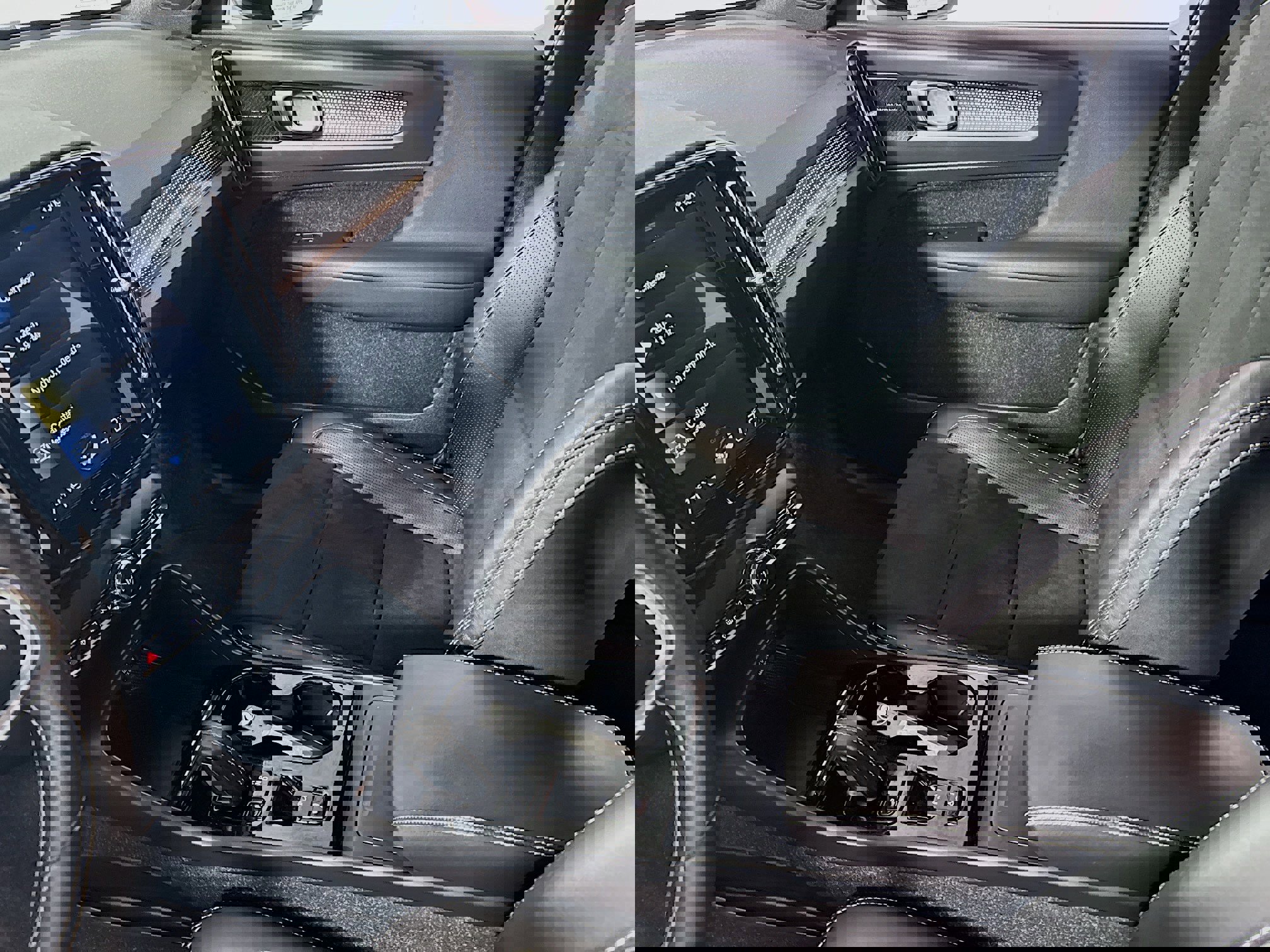 Used 2021 Volvo XC40 T5 R-Design w/ Protection Package Premier image 24