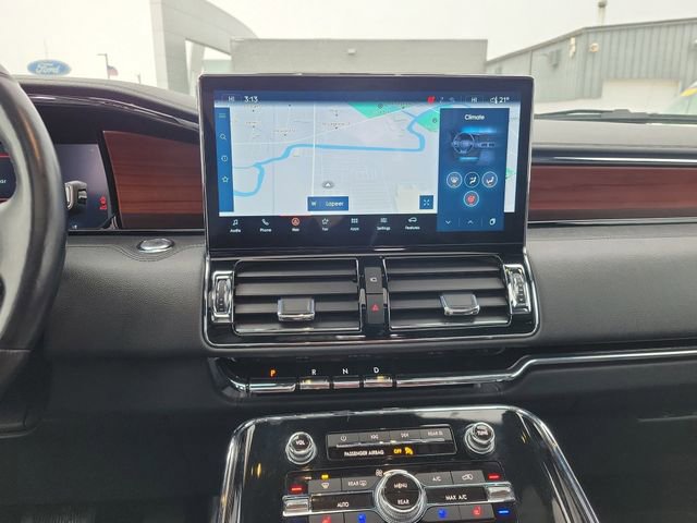 Used 2023 Lincoln Navigator Reserve AWD/4WD image 28