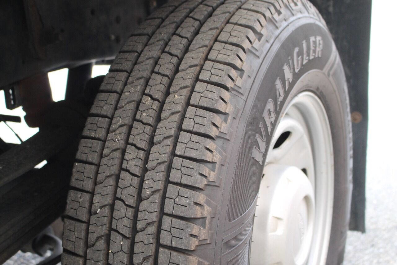 Used 2016 Ford F250 XL image 25