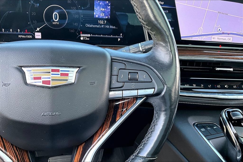 Used 2023 Cadillac Escalade Premium Luxury RWD image 21