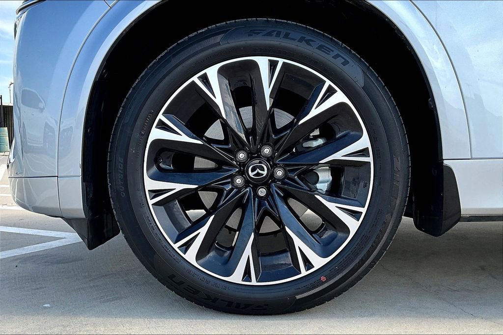 Used 2024 MAZDA CX-90 3.3 Turbo S w/ Premium Package image 12