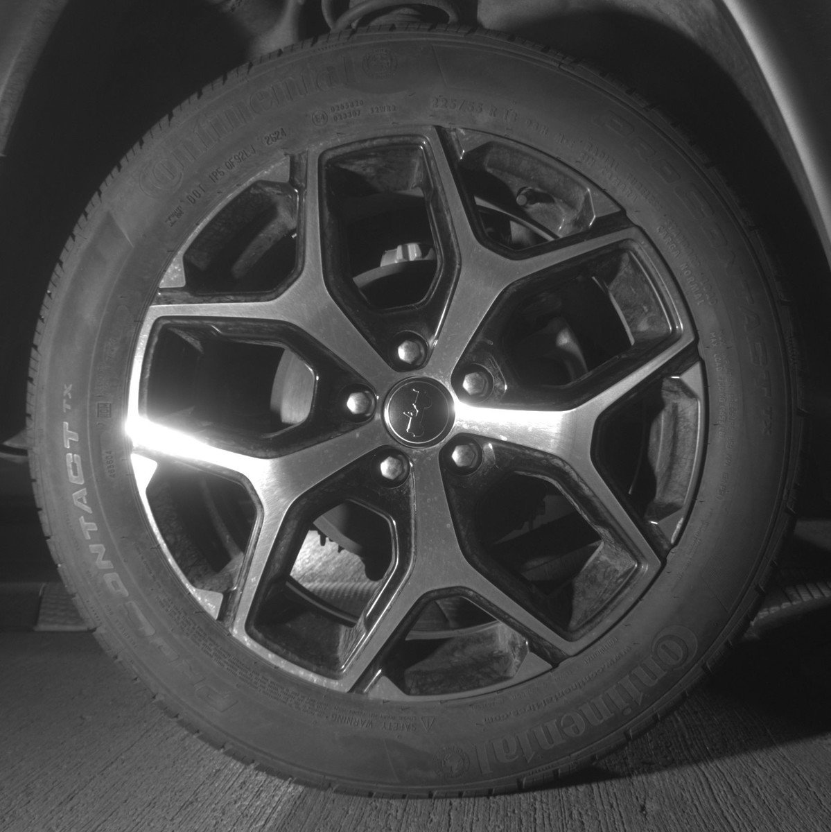 Used 2025 Jeep Compass Limited image 15