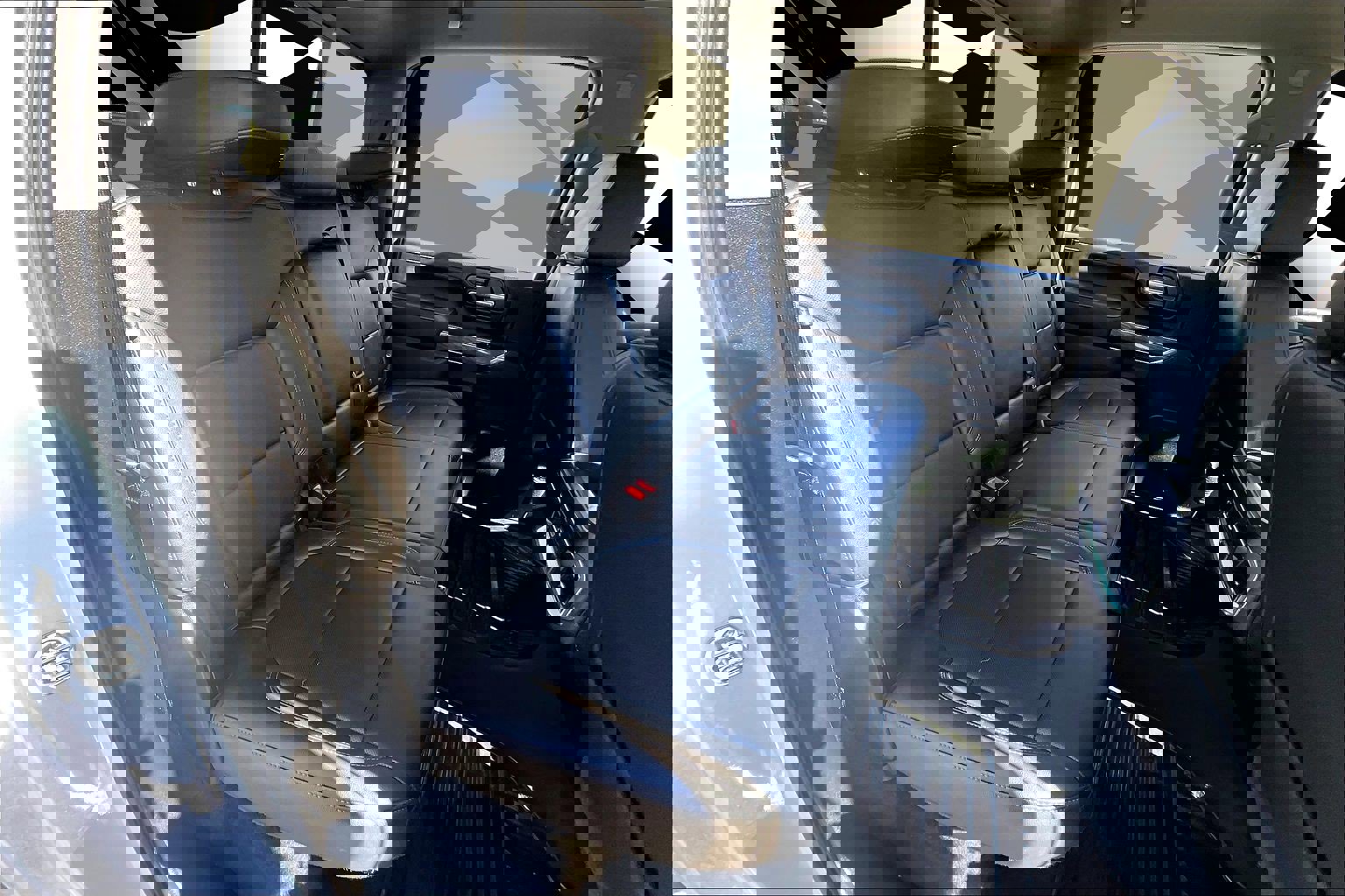 Used 2020 Chevrolet Silverado 2500 LTZ w/ LTZ Plus Package image 27