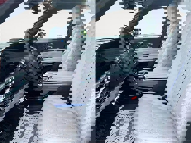 New 2025 Cadillac Lyriq Sport image 9