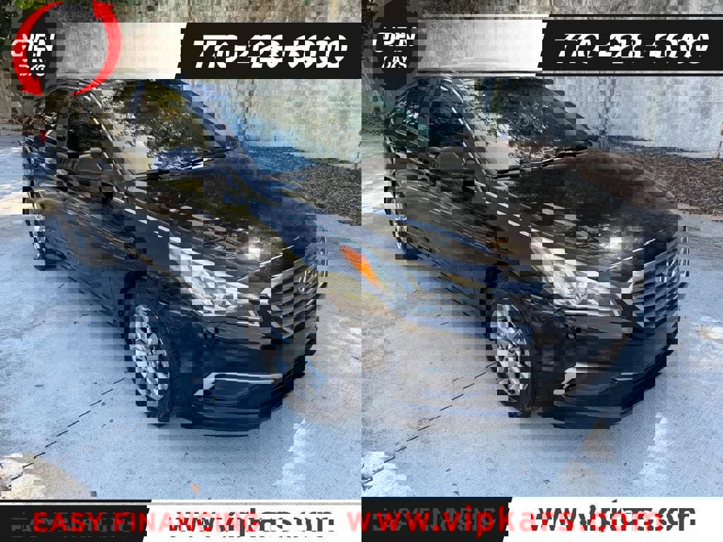 Used 2017 Hyundai Sonata SE image 1