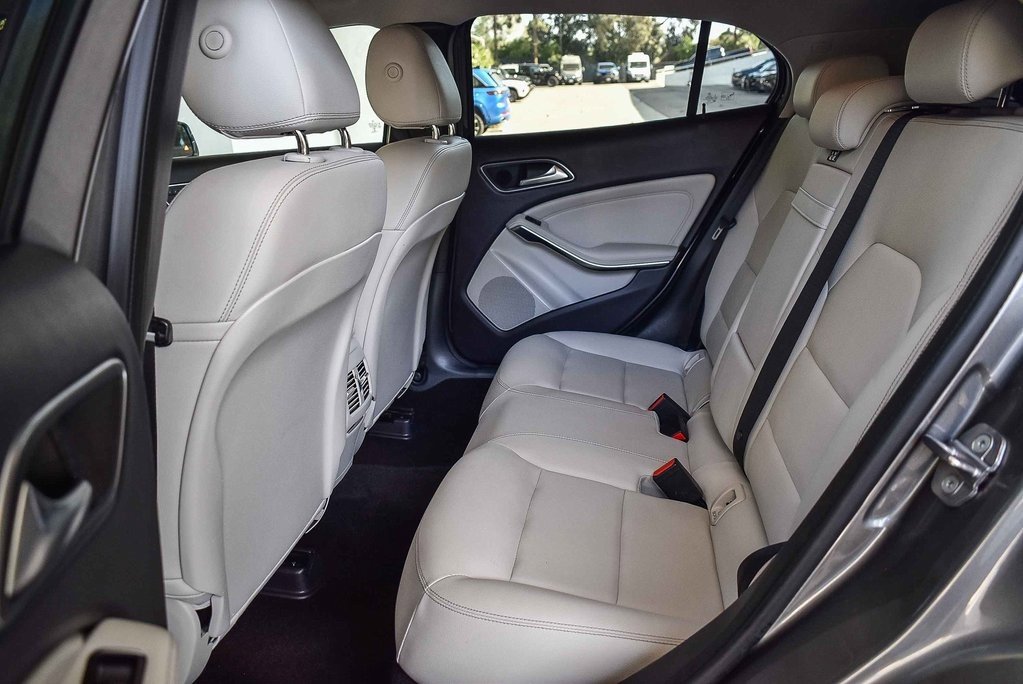 Used 2019 Mercedes-Benz GLA 250 4MATIC image 17