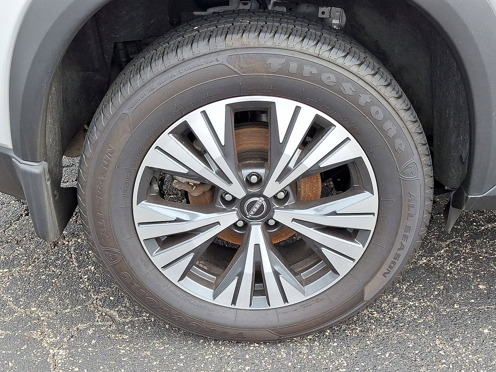 Used 2023 Nissan Rogue SV AWD/4WD image 26