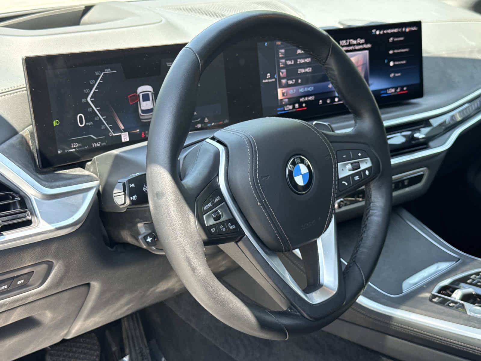 Used 2024 BMW X5 xDrive40i w/ Premium Package AWD/4WD image 2