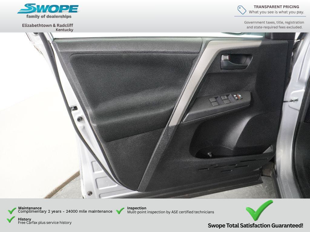 Used 2016 Toyota RAV4 LE FWD image 13