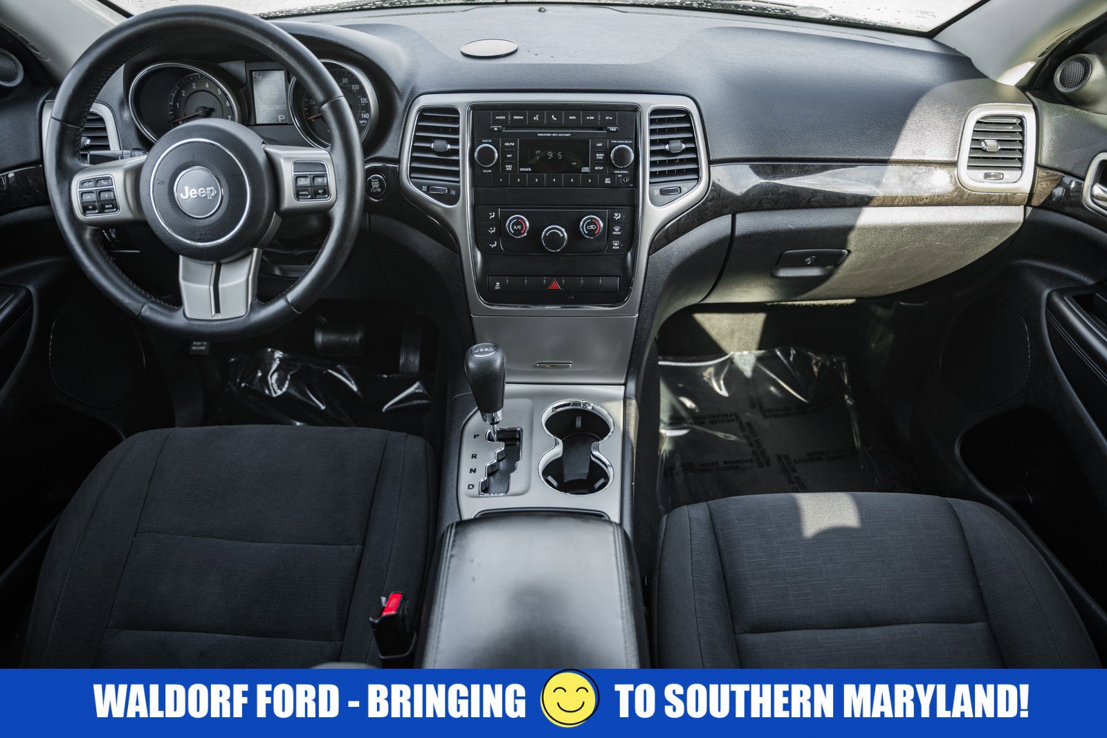 Used 2012 Jeep Grand Cherokee Laredo w/ Laredo E Group image 20