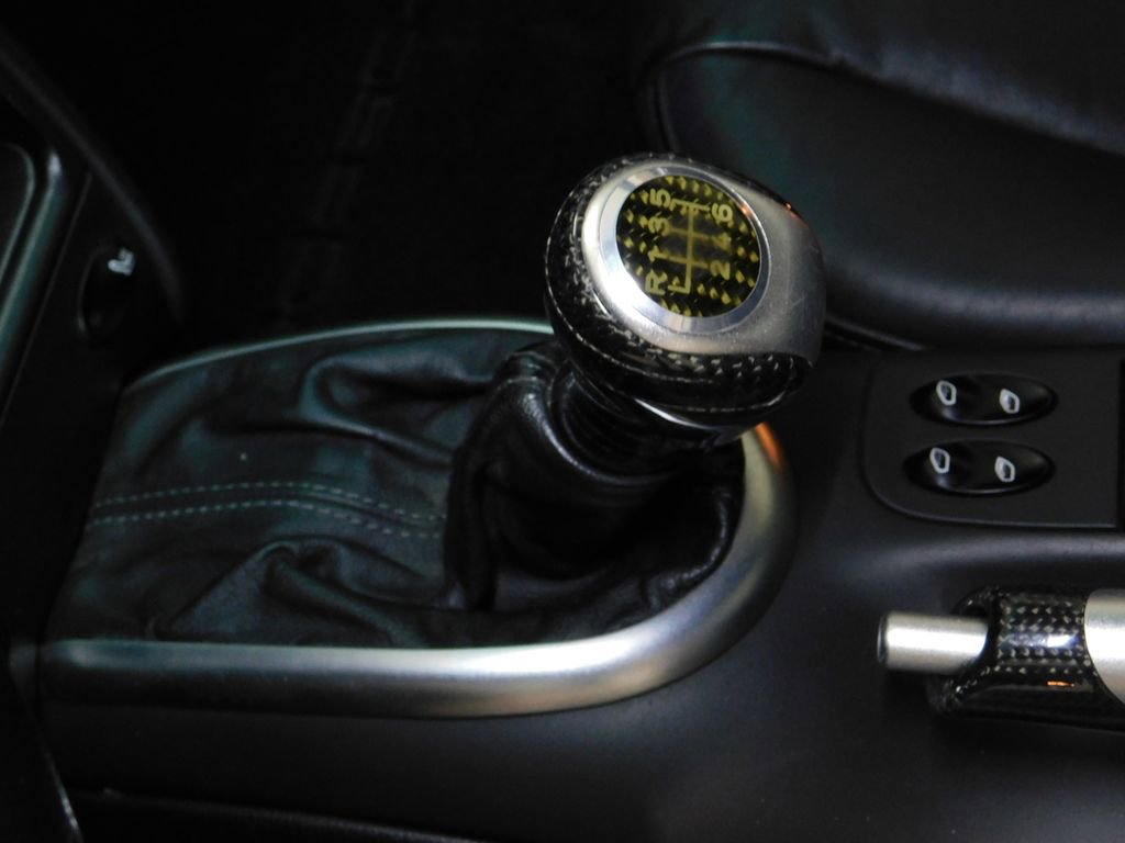 Used 2004 Porsche 911 Carrera RWD image 50