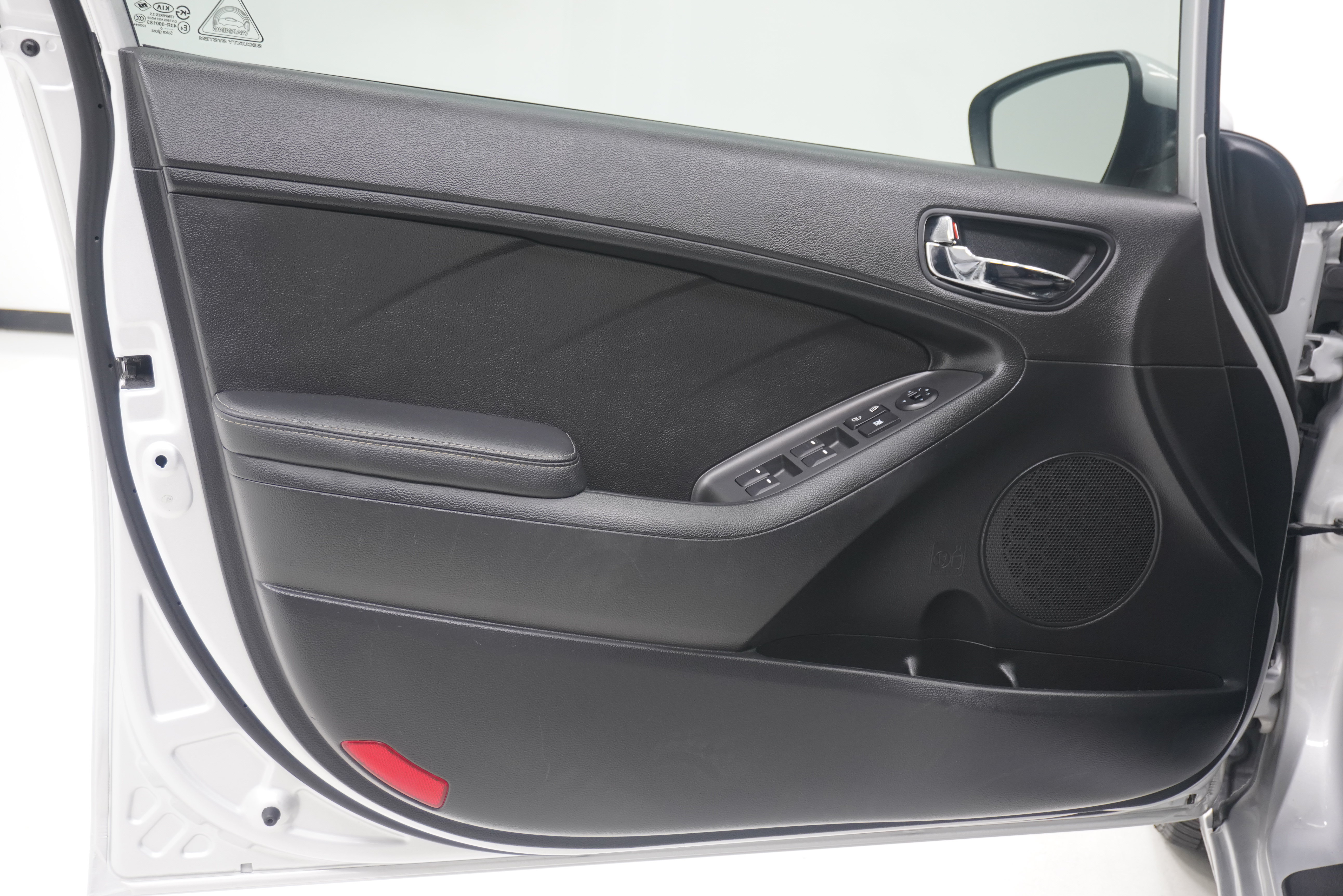 Used 2016 Kia Forte LX FWD image 13