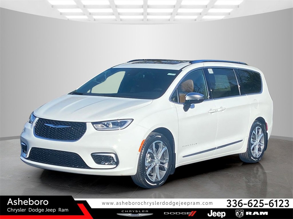 New 2026 Chrysler Pacifica Pinnacle image 1