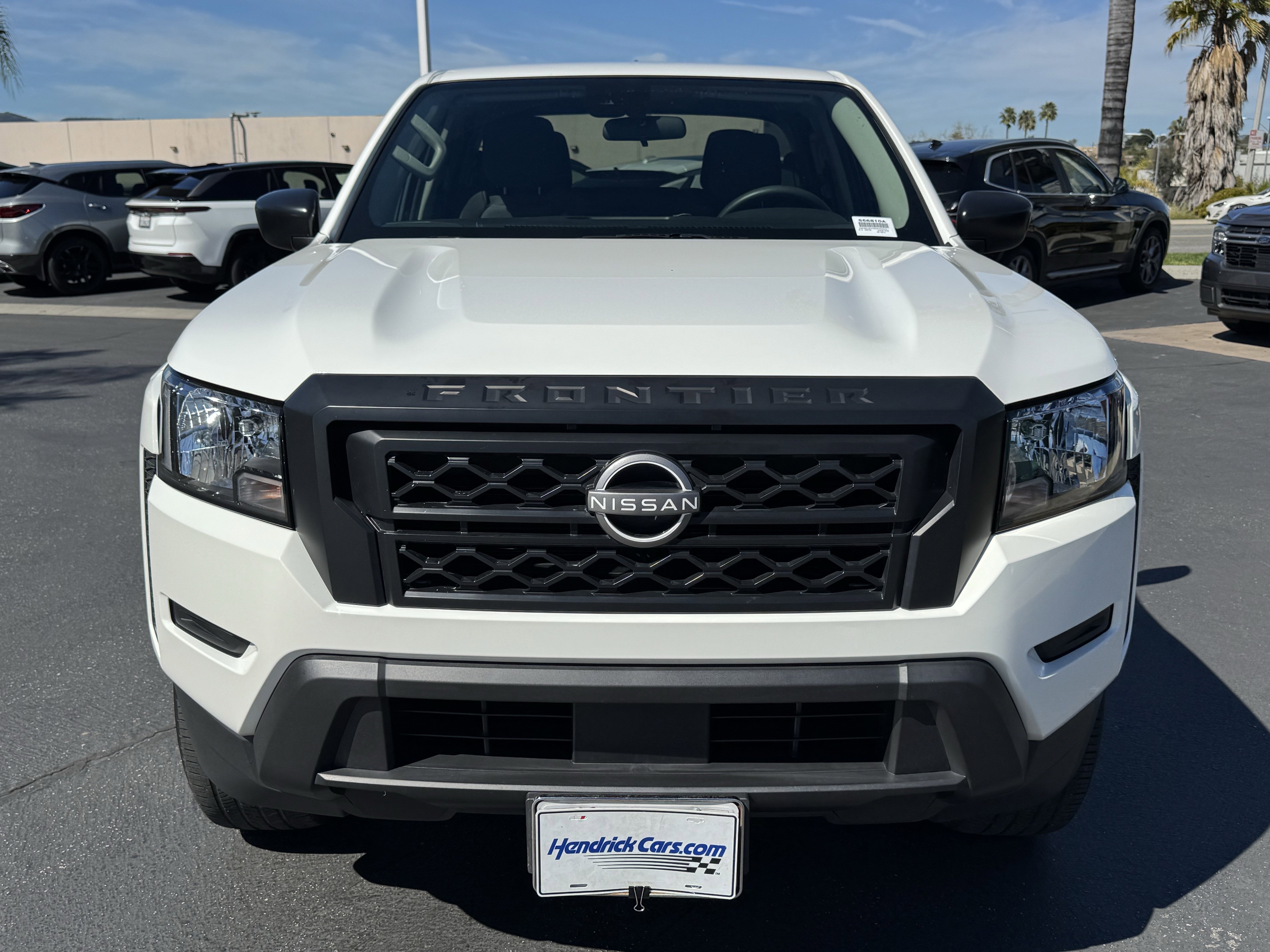 Used 2024 Nissan Frontier S image 3
