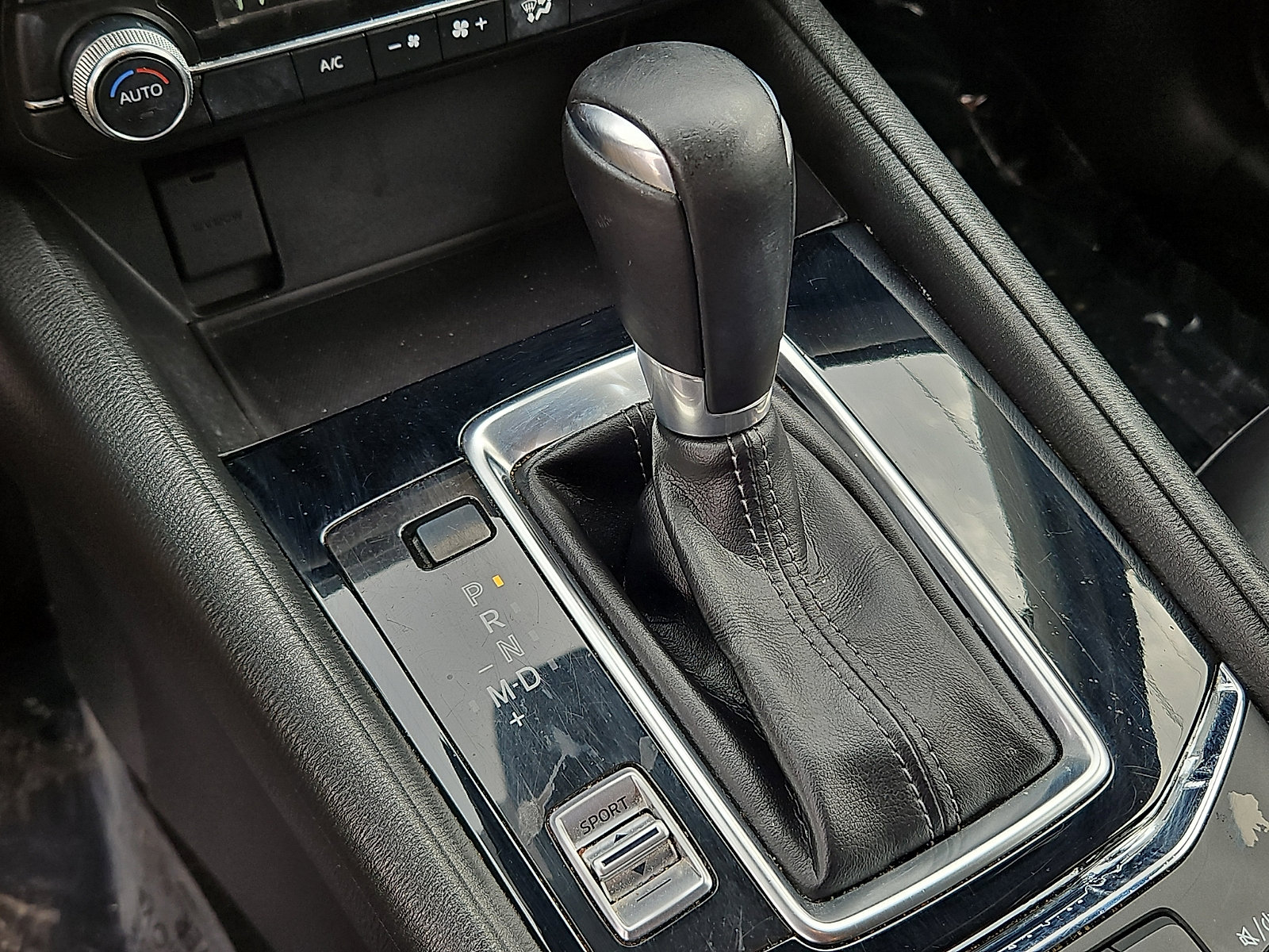 Used 2022 MAZDA CX-5 AWD 2.5 S w/ Select Package image 14