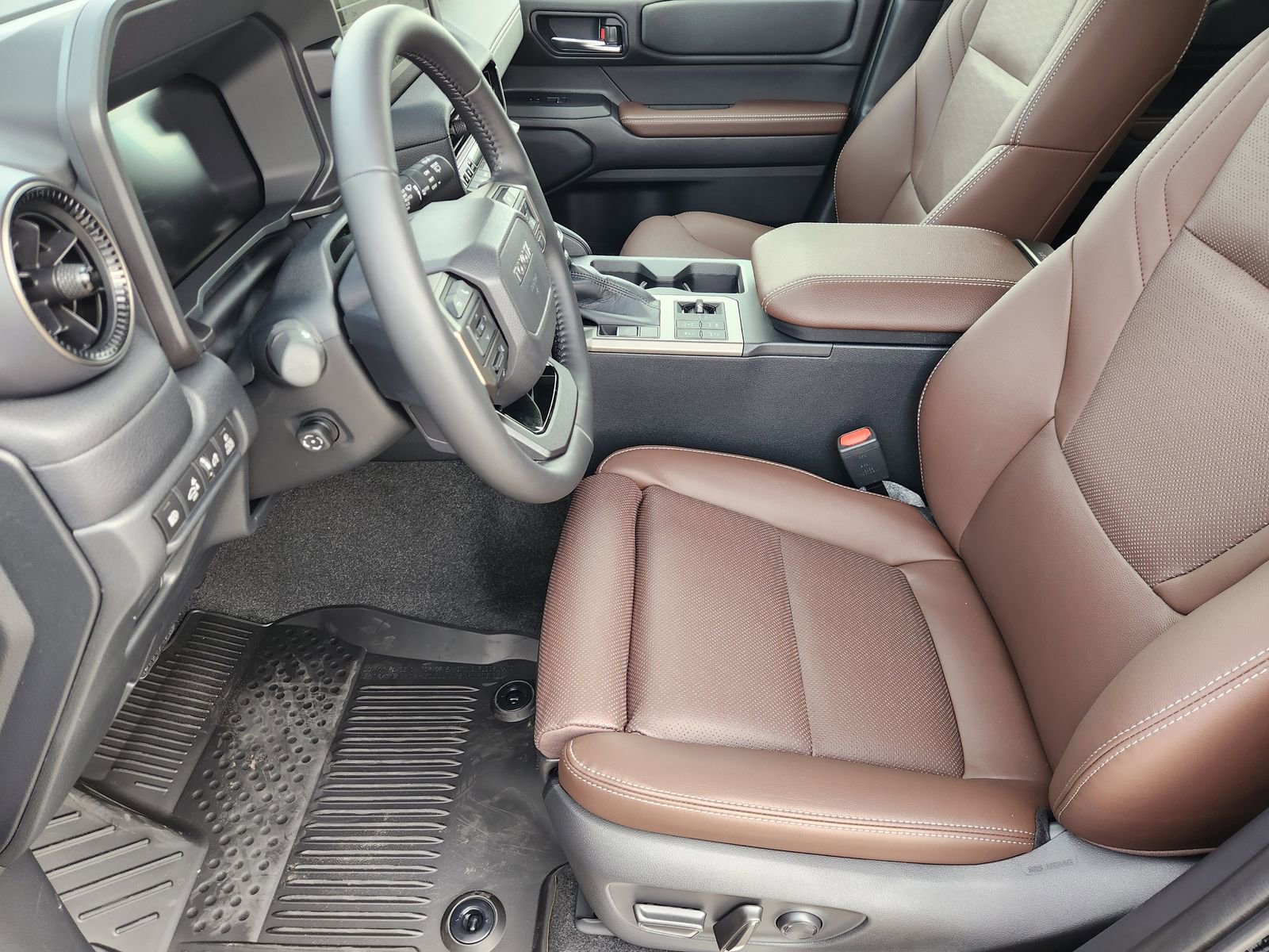 New 2026 Toyota Land Cruiser w/ Premium Package AWD/4WD image 14