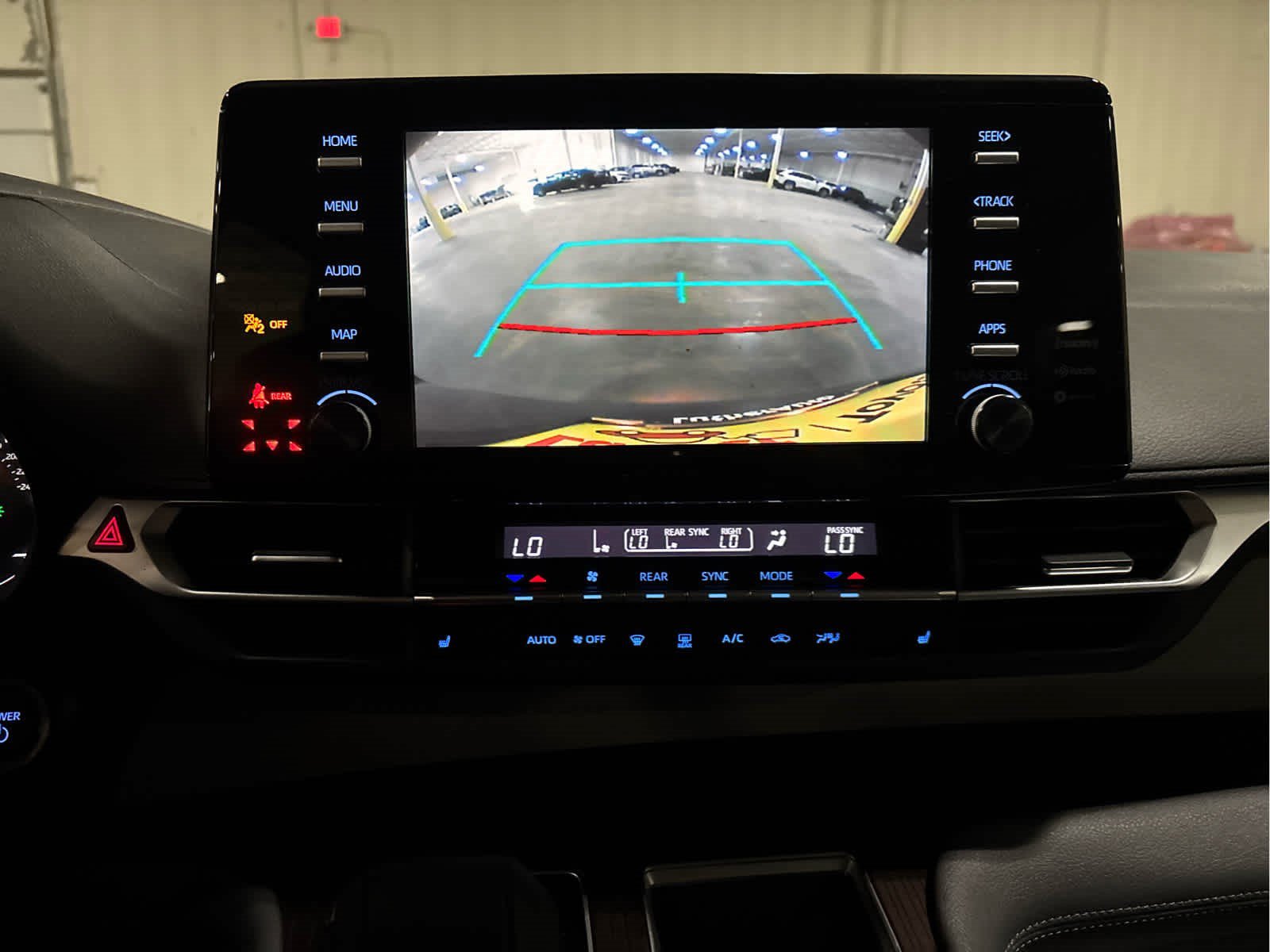 Certified 2021 Toyota Sienna XLE AWD/4WD image 10