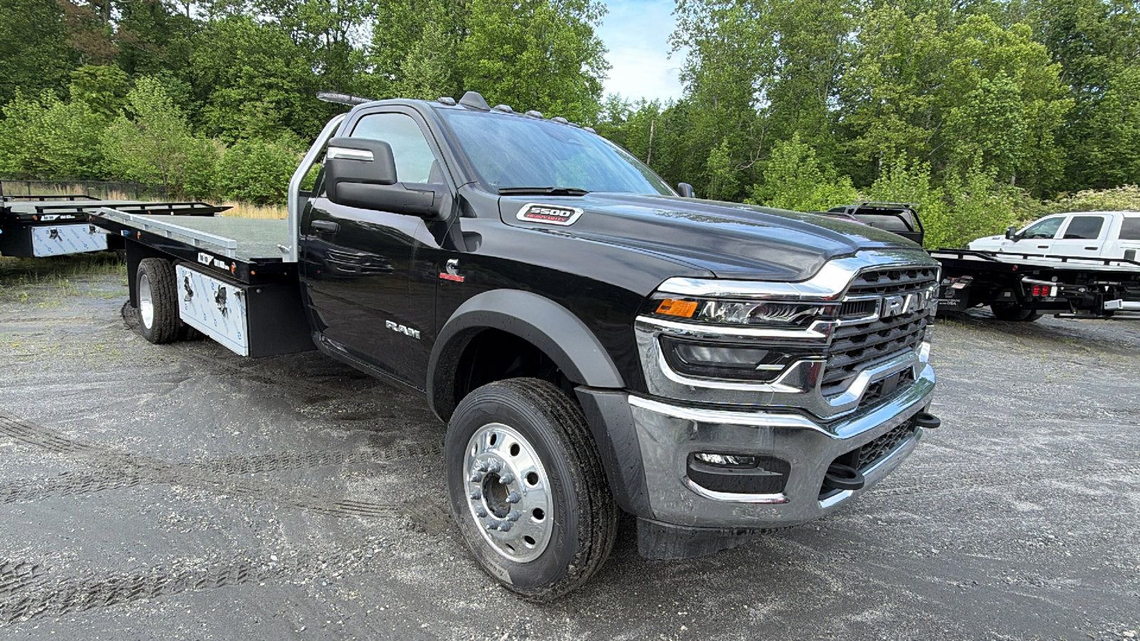 New 2025 RAM 5500 2WD Regular Cab image 5
