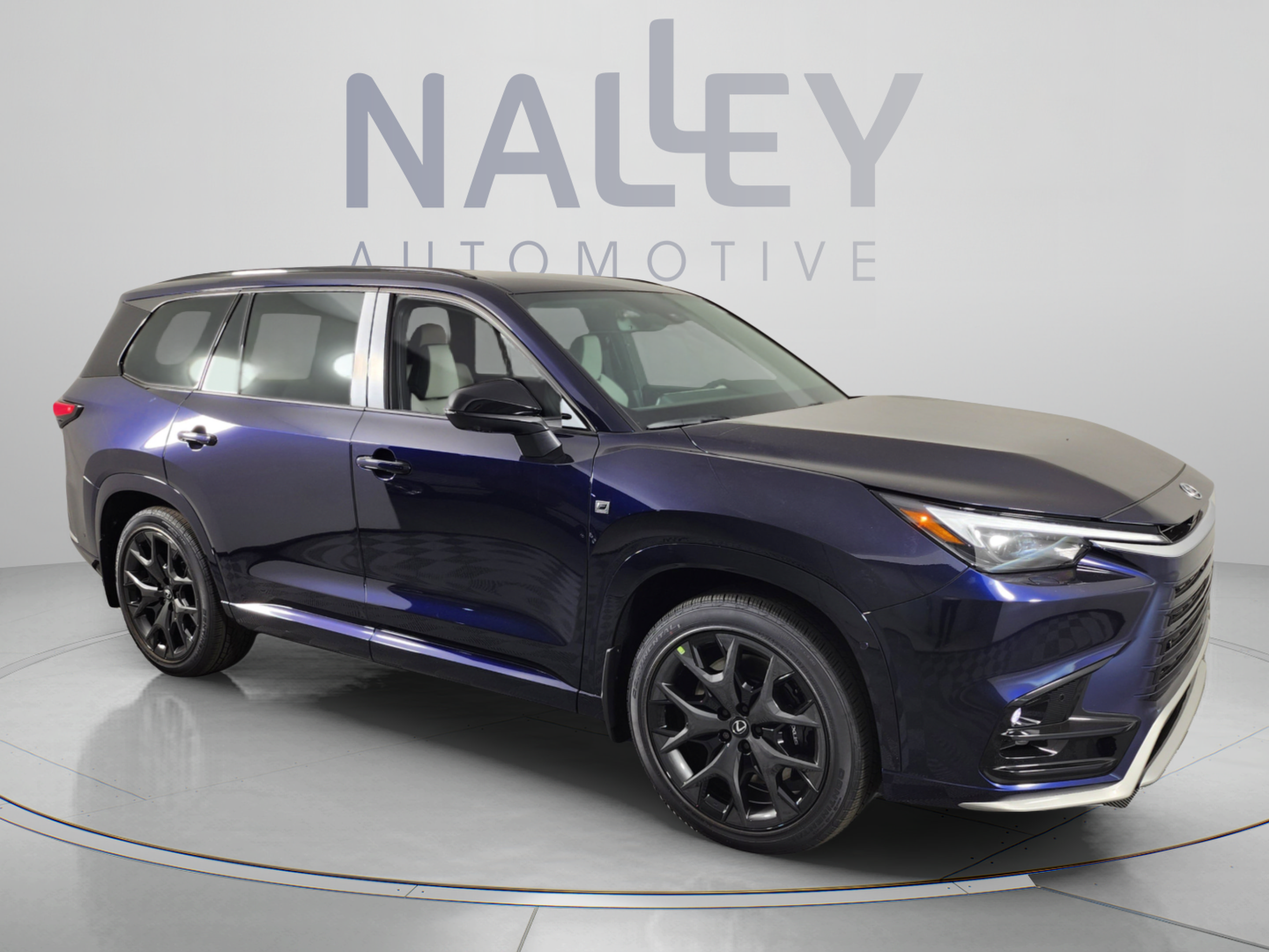 Certified 2025 Lexus TX 500h AWD w/ Technology Package image 8